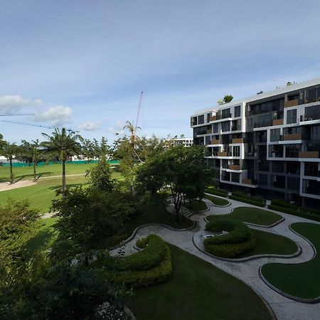 Skypark Laguna Apartments Bangtao Pantai Bang Tao Bagian luar foto