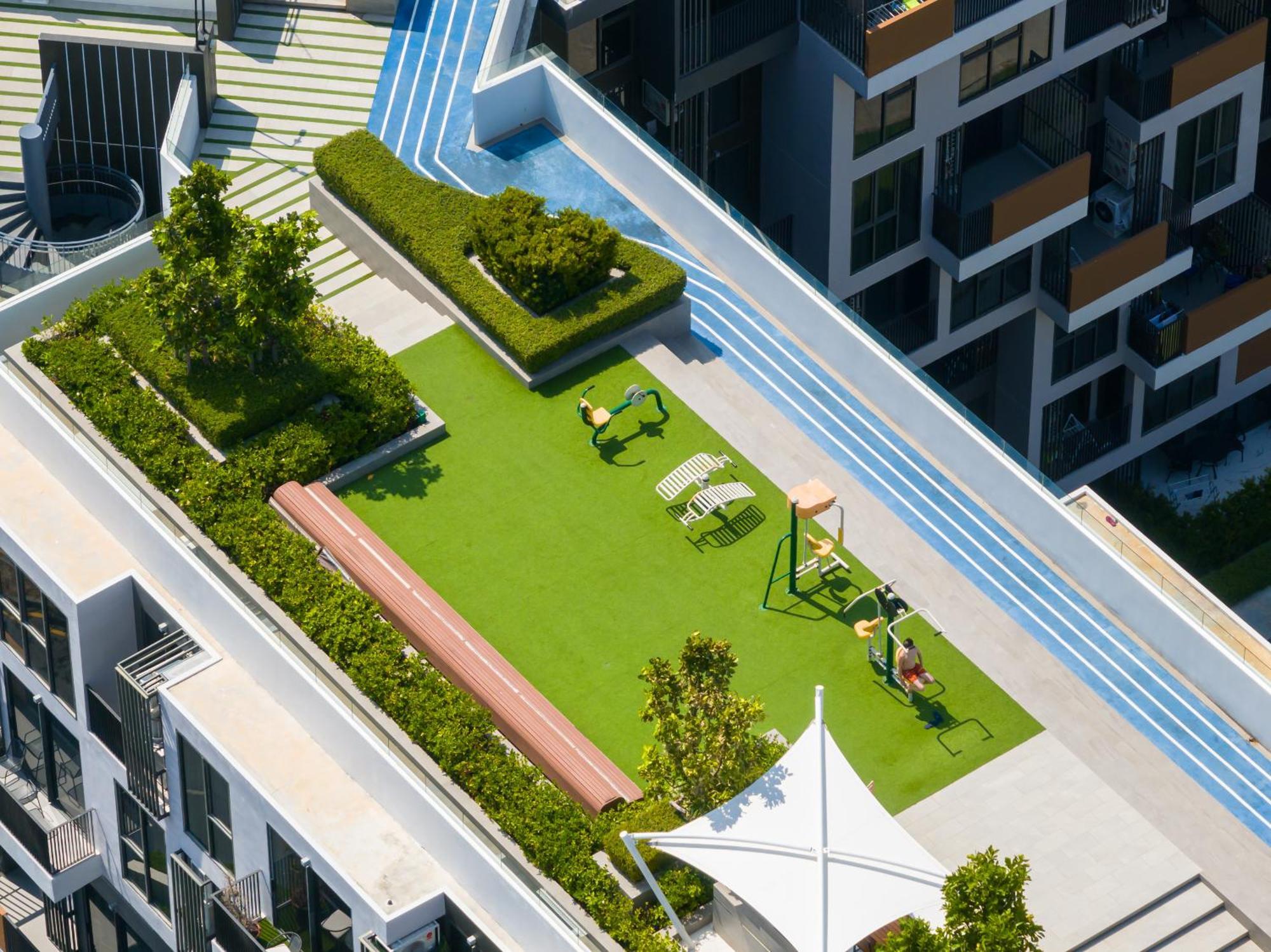 Skypark Laguna Apartments Bangtao Pantai Bang Tao Bagian luar foto