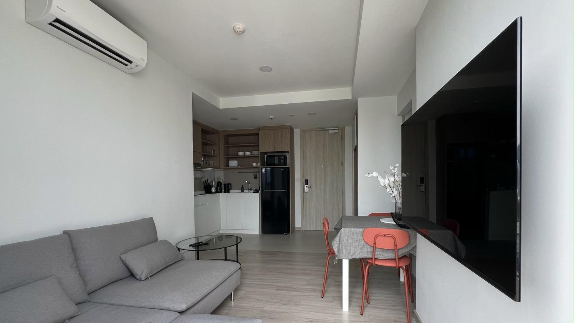 Skypark Laguna Apartments Bangtao Pantai Bang Tao Bagian luar foto